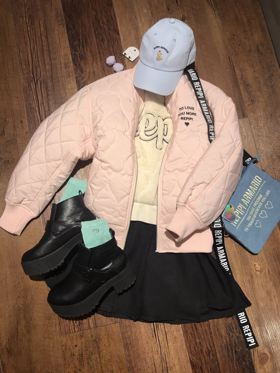 レピピアルマリオ 明日はカヤレピin福岡 メリクリー 今日終業式だった子も多いみたい そんな冬休み1日目の明日 カヤレピイベを開催しますよ コーデは1部がハートキルティングma 1で 2部がジャンスカ カヤが新作着て登場します 天神コアで待っ