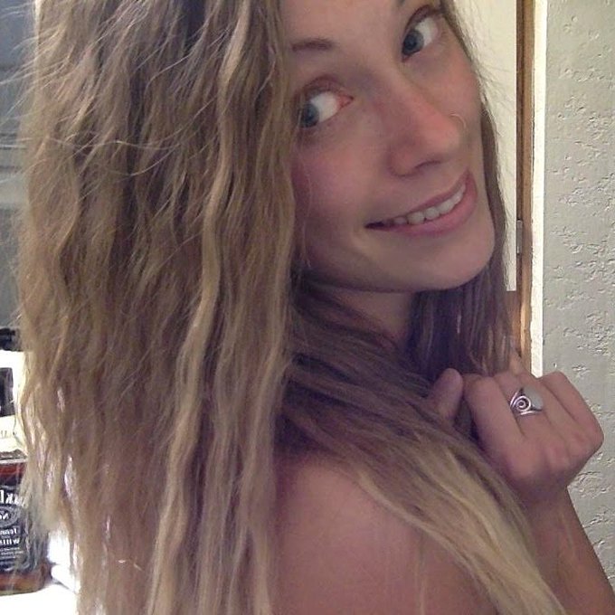 Merry Christmas eve from Vegas and the pack <3 love to all, and to all a good time.. https://t.co/g2<a href="/tag/wisdom"class="tags"><span>#wisdom</span></a><a href="/tag/truth"class="tags"><span>#truth</span></a><a href="/tag/water"class="tags"><span>#water</span></a><a href="/tag/style"class="tags"><span>#style</span></a><a href="/tag/gypsy"class="tags"><span>#gypsy</span></a><a href="/tag/newbeginnings"class="tags"><span>#newbeginnings</span></a>