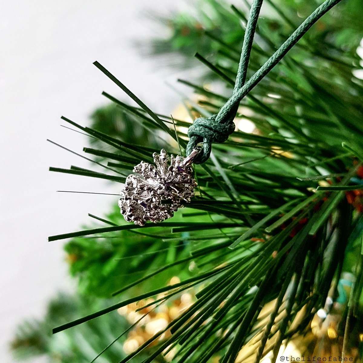 Thelifeofabee_'s tweet photo. PACCHETTO N. 25 πCALENDARIO AVVENTO ππ
BUON NATALE!!!
@VanitySpaceBlog @Bioalchemilla
πΉπΉπΉ
#esterbijoux #libellulabio
#vanityspaceblog
#nataleconvanity2017 #vanityspacebeautyadvent
#calendargirls #bioalchemilla https://t.co/vfO0FN7eZe