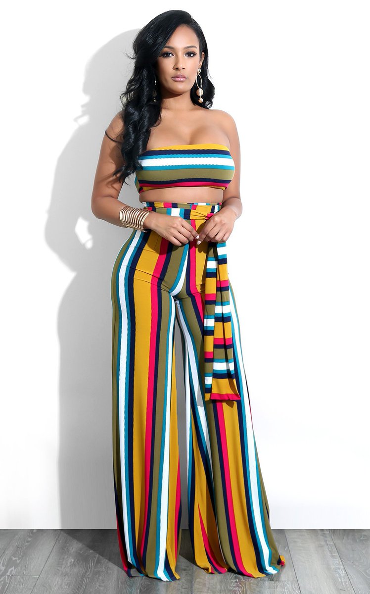 CH_Lover_Life's tweet photo. Stripes Printed Two Pieces Halter Strapeless Jumpsuits &amp; Rompers NWY07   
https://t.co/uDx7WomIDT
#SexyJumpsuit #SexyRompers #SexyFashion #Overall https://t.co/8QnnpDGOIF