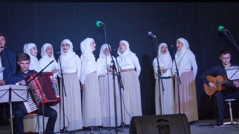 insba1's tweet photo. Završen 10. Festival #ilahija i #kasida „Gornji Vakuf 2017“. - https://t.co/XzVThjxoNB #IZBiH @RijasetBiH https://t.co/j6ENtOHto5