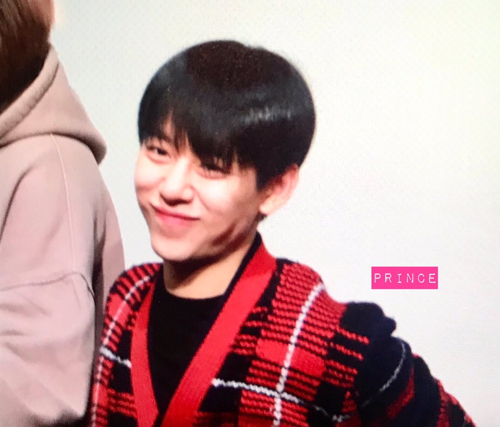 628S2prince's tweet photo. 미리보기 171225 @ 일산팬싸 #BAP #대현 #Daehyun @BAP_Daehyun #EGO #HANDS_UP 😊❤️ https://t.co/n8lNYzGNSD
