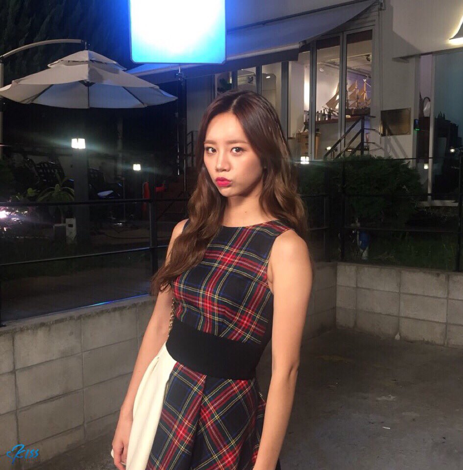 GirlsDay_JPN's tweet photo. ハッピーメリークリスマス🎄💕
デイジーの皆さん、良いお年を！
#GirlsDay #걸스데이 #メリークリスマス https://t.co/77Ivojqn2x
