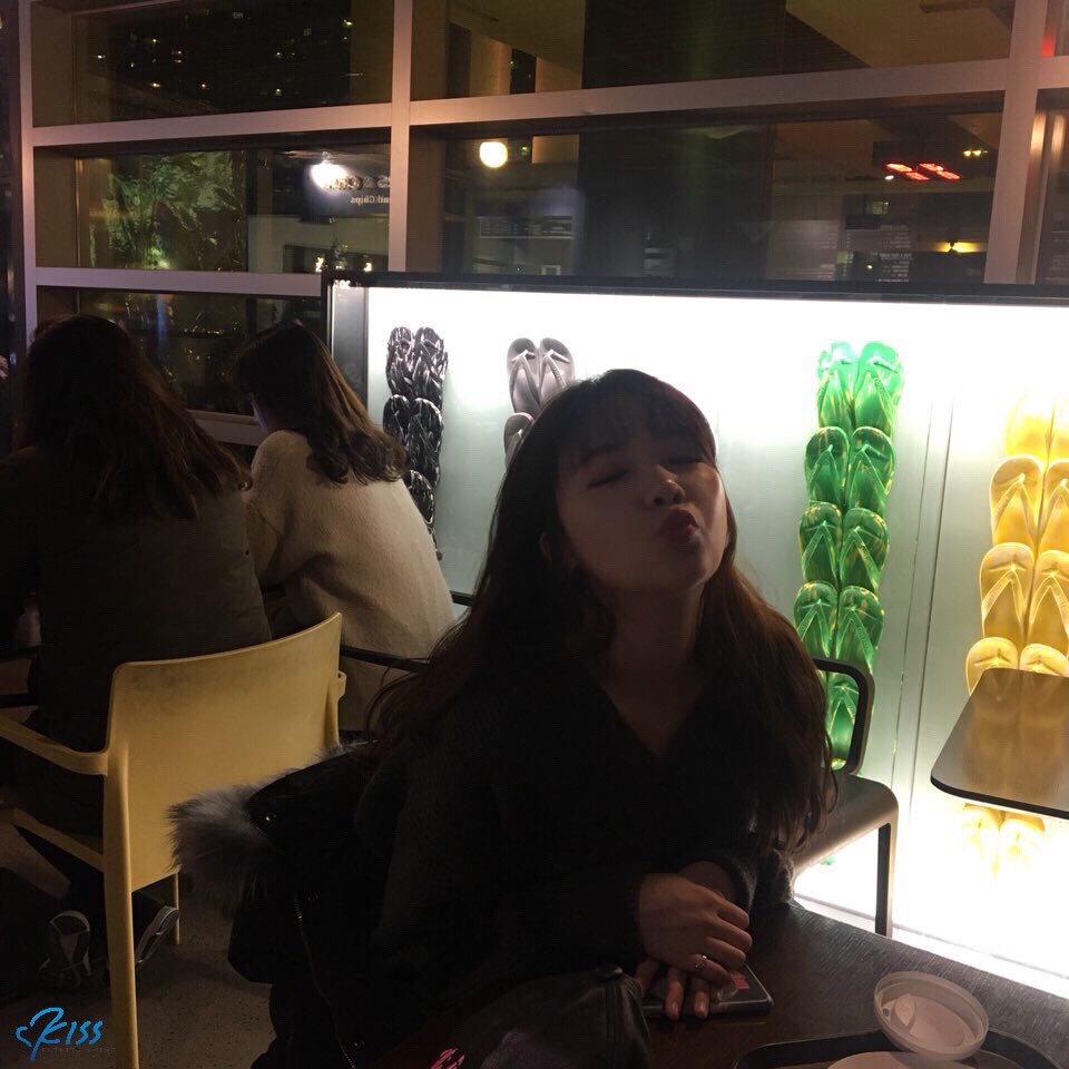 GirlsDay_JPN's tweet photo. ハッピーメリークリスマス🎄💕
デイジーの皆さん、良いお年を！
#GirlsDay #걸스데이 #メリークリスマス https://t.co/77Ivojqn2x