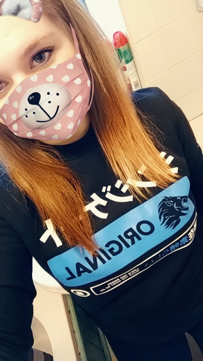 h98_emmarose's tweet photo. New @ProSyndicate @SyndicateOG swagπ€πAbsolutely love it, one very happy girl this Christmas.
π
Have a great day everyoneπ #Christmas #Christmas2017 #ChristmasDay2017 #ProSyndicate #SyndicateOG #crewneck #kanja #Japan https://t.co/cXtziToUZn