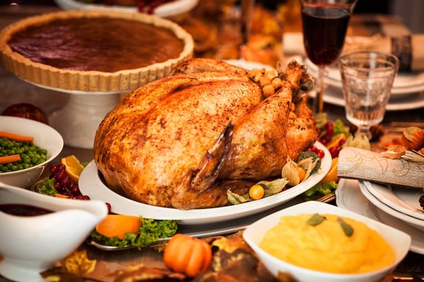 YakerTravel's tweet photo. #MerryChristmas &amp; Seasons Greetings from all of us here at #YakerTravel We love a good competition on Christmas so #ShowUsYourRoast for a chance to win £10 Amazon Voucher! #ChristmasPresents #findyourescape #christmas #christmasday #roastdinner #turkey #trimmings #wine #champagne https://t.co/znUVIlIC5F