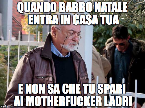 VisioniDUnFolle's tweet photo. Buon Natale e felice tiro al bersaglio #25dicembre #tiavevoscambiatoperunpericolo #unbucoinpiùnonfamaimale https://t.co/38TOxhTaF5