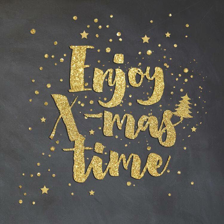 Angelique1984's tweet photo. Merry Christmas! Enjoy the days with the people you love ❤️🎄 https://t.co/v9mIVczzDh