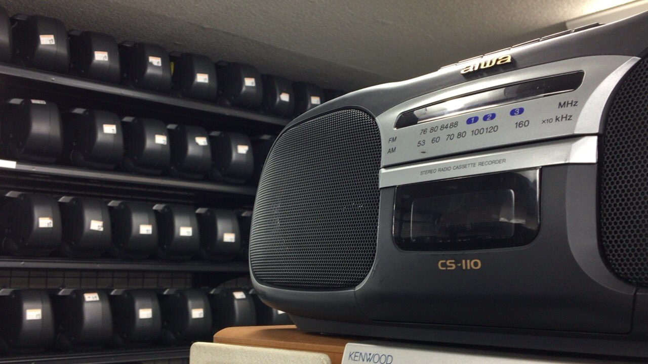 【現状販売】AIWA CS-90S ラジオ ラジカセ カセットデッキ搭載 現状販売】AIWA CS-90S ラジオ ラジカセ カセットデッキ搭載 現状販売