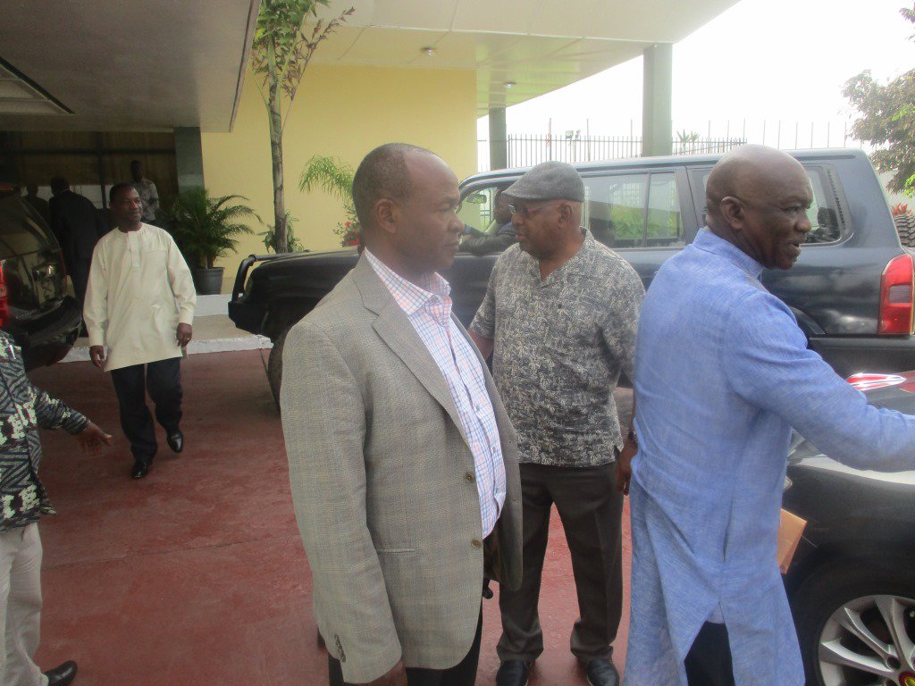 Africa'sAgenda2063 (@agenda2063) on Twitter photo Arrival of the Head of AU Election Observation Mission to the Republic of Liberia <a href="/Erastus_Mwencha/">H.E. Erastus Mwencha</a> Arrival of the Head of AU Election Observation Mission to the Republic of Liberia <a href="/Erastus_Mwencha/">H.E. Erastus Mwencha</a>