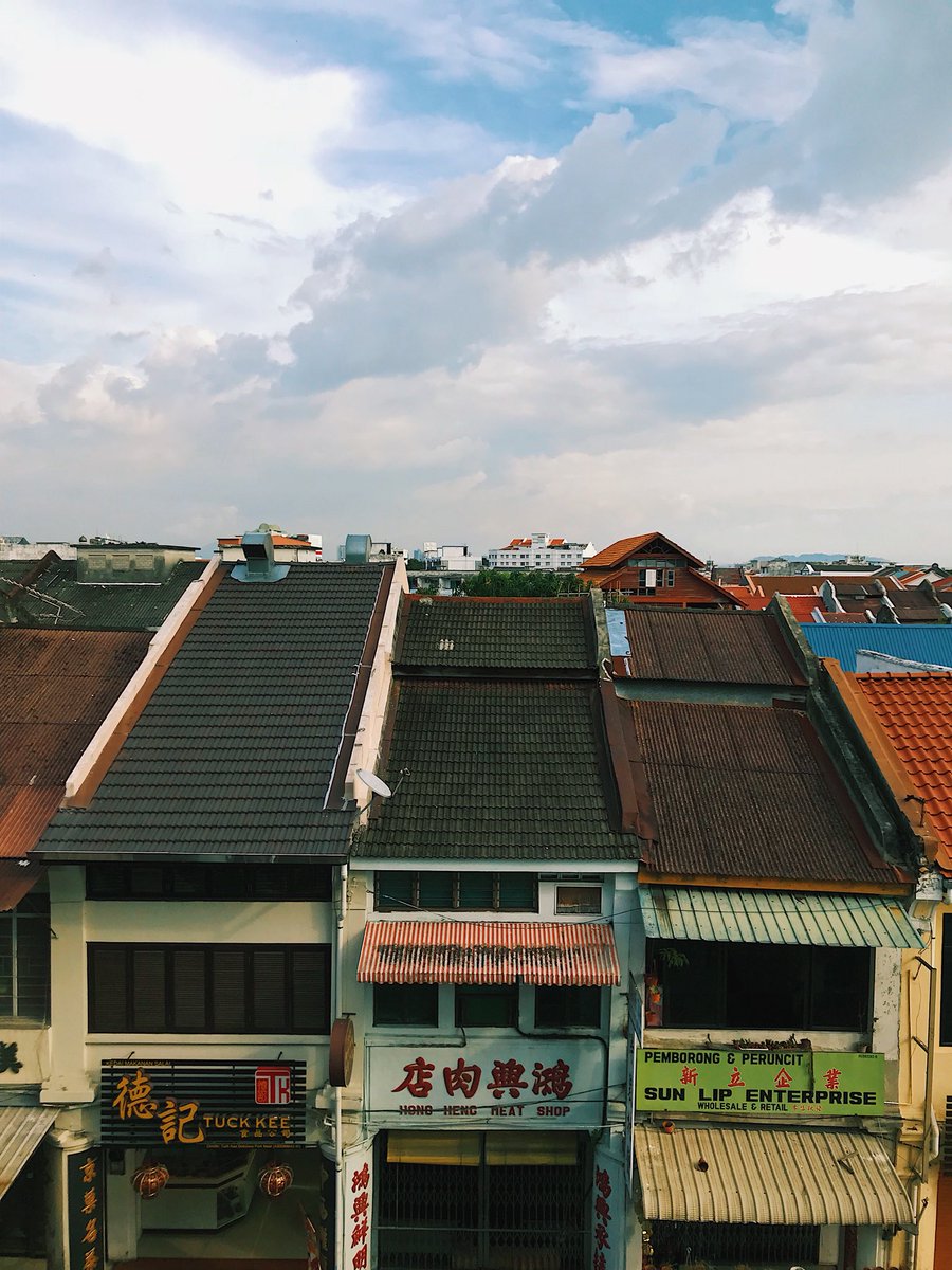 ajimpaan's tweet photo. Penang Day2 25/12/17
#mobilegraphy #mobilegraphy_xv #vscocam #vsco #vscomy #fotomy #penangites #penang #shotoniphone7 #photography #photographer https://t.co/ySpWJfj7im