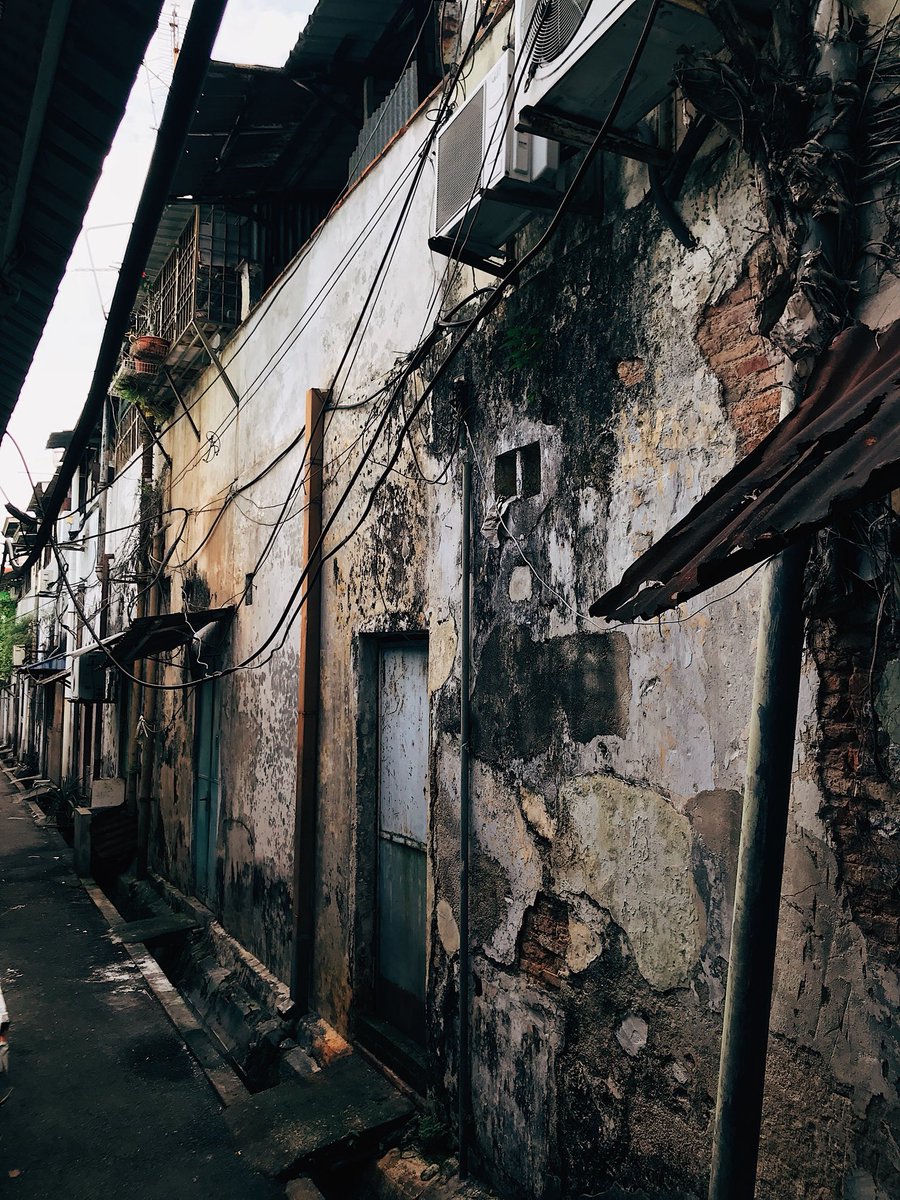 ajimpaan's tweet photo. Penang Day2 25/12/17
#mobilegraphy #mobilegraphy_xv #vscocam #vsco #vscomy #fotomy #penangites #penang #shotoniphone7 #photography #photographer https://t.co/ySpWJfj7im