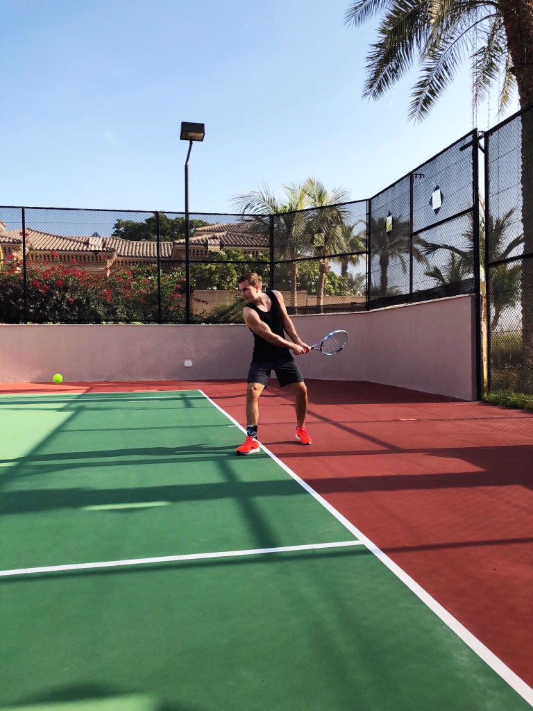 MarioGoetze's tweet photo. One of my favorite sports 🎾 https://t.co/PItUHLiH7K