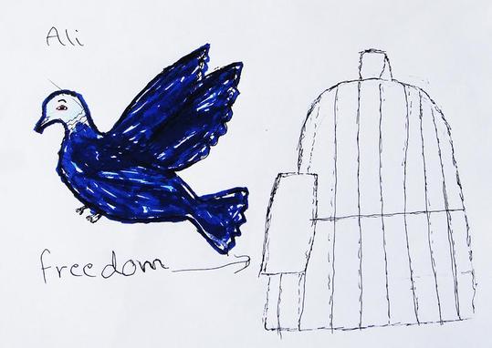 rapidis's tweet photo. Η σκέψη μας και σε όλους όσους παλεύουν για την ελευθερία και την αξιοπρέπειά τους, μακριά από πολέμους, βάσανα, στερήσεις και κακουχίες. 

Σχέδιο του μικρού Αλί από τη Συρία, ενός εκ των χιλιάδων ασυνόδευτων ανηλίκων-προσφύγων που έχουν φτάσει στη χώρα μας. https://t.co/OONBqqpmOx