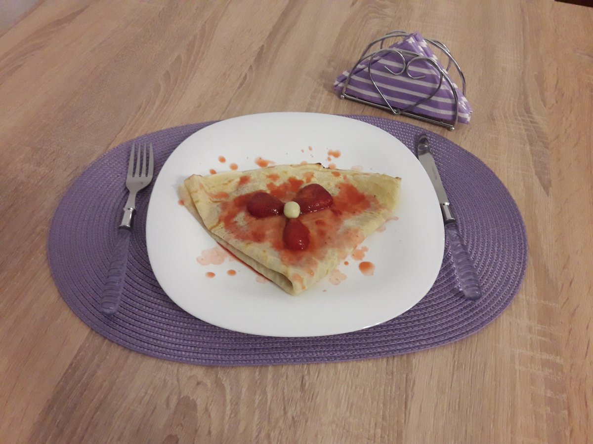 Džem jagoda !!! Proleće, leto, jesen, zima, JAGODA prija svima :-) 🍓🍓🍓🎆🏆🔝✅
#pambapalacinkarnica #palacinke #novisad #dzem #jagoda #prolece #leto #jesen #zima