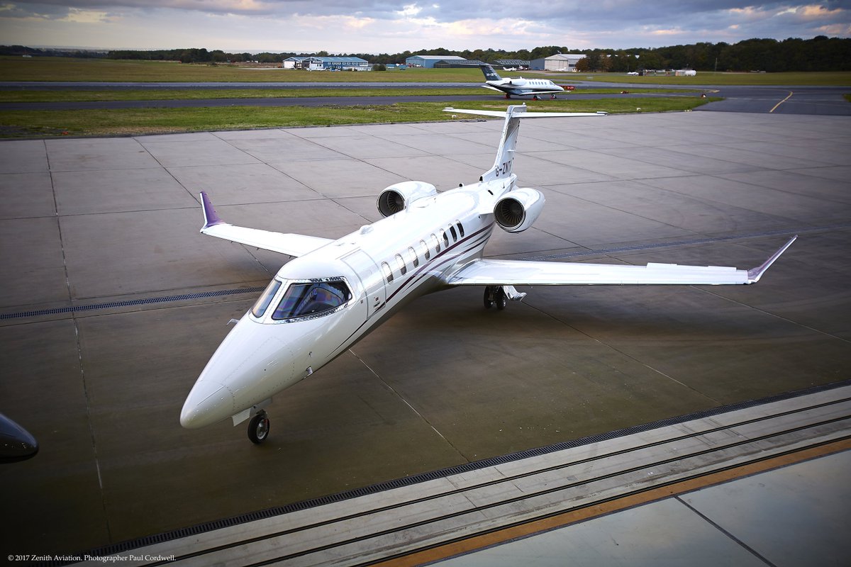 zenithavuk's tweet photo. Our presents are arriving a little late @zenithavuk with Santa delivering our two new #Learjet75s in the New Year! We cannot wait, until then we wish you all a Merry #Christmas!✈️ https://t.co/KjYImvYHgA