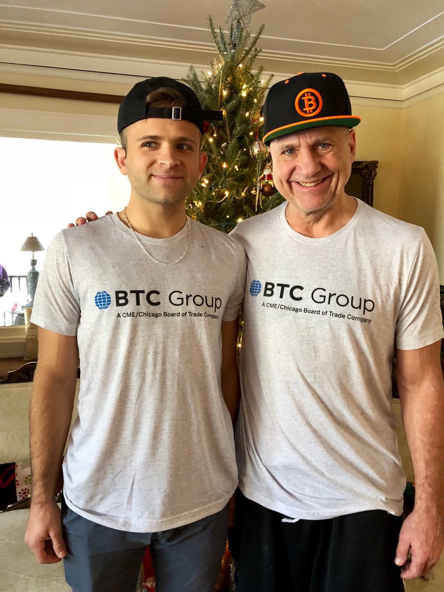 Thank you <a href="/cryptograffiti/">cryptograffiti</a> for the custom CME bitcoin shirts for @JackMallers and <a href="/willb20c/">willb20</a>. Huge hit! 😍