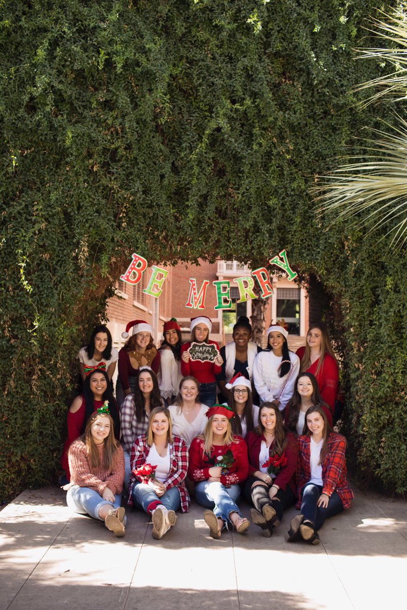ArizonaTriDelta's tweet image. Happy Holidays from yours truly🎄❤️🎅🏼 #WeAreTriDelta