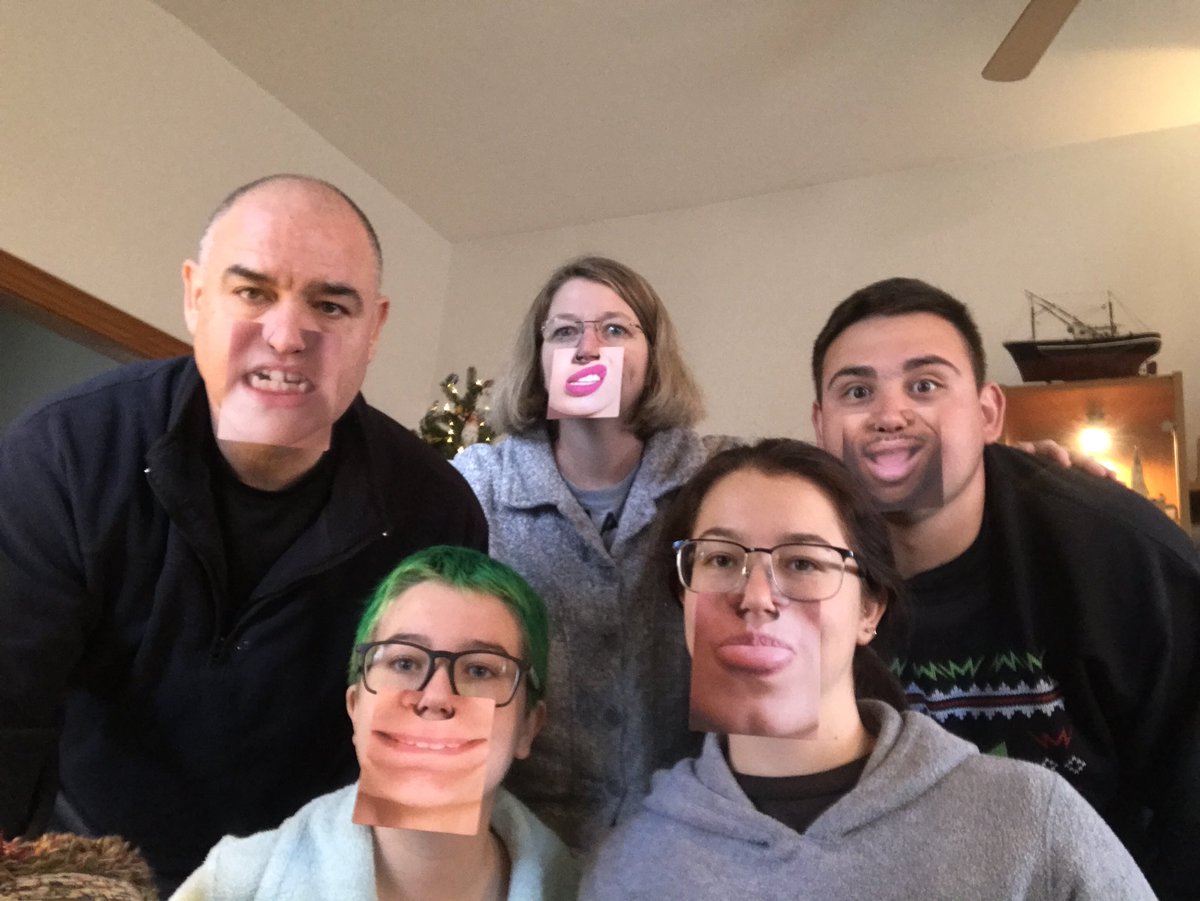 niamariaa's tweet photo. #facecoasters https://t.co/uId1j5pCs2