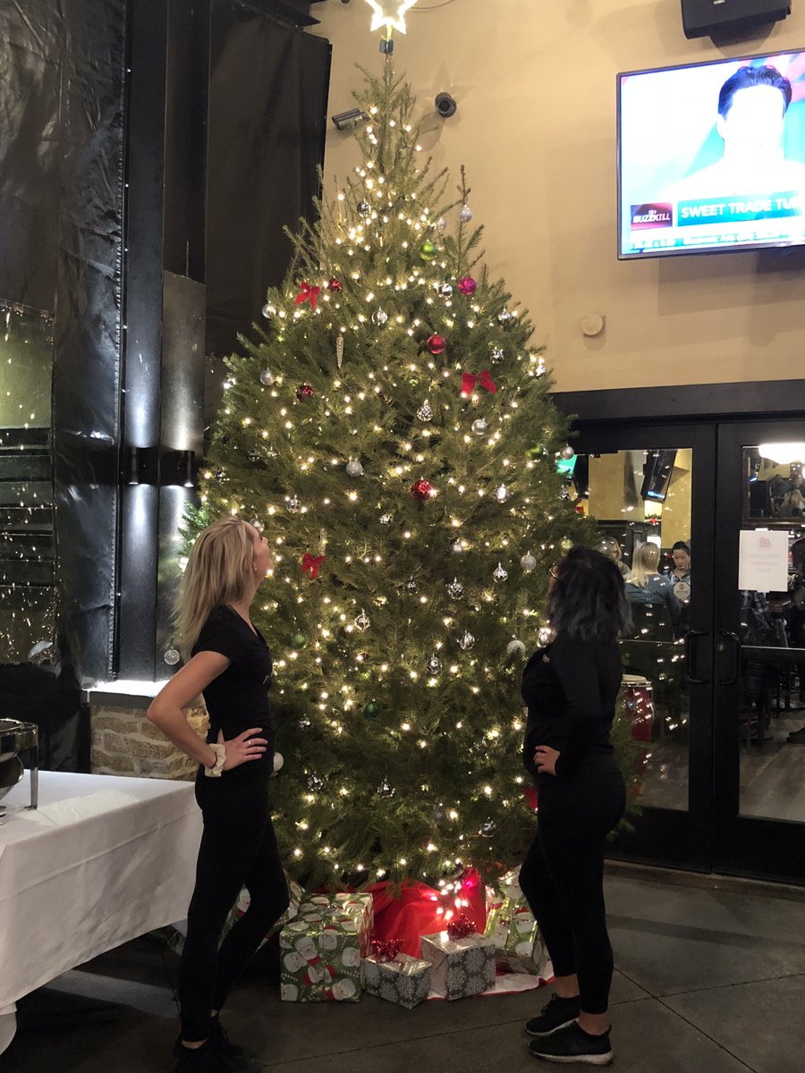 PJsPub's tweet photo. ππ From our #PJsFamily to yours β we're hoping everyone is having a #Happy & #Healthy Holiday π #PJsDoesItBetter π
https://t.co/XOLRzHcWna