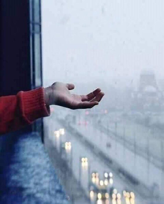 ash12312ash's tweet photo. اللهُم خفف عني ثُقل هذه الأيام و أرزقني قُوة الصبّر واشرح صدري وانزع منه ما استثقلتهُ نفسي ، اللهُم أرح قلّبي ياربّ العالمين https://t.co/PYk0zVWK6g