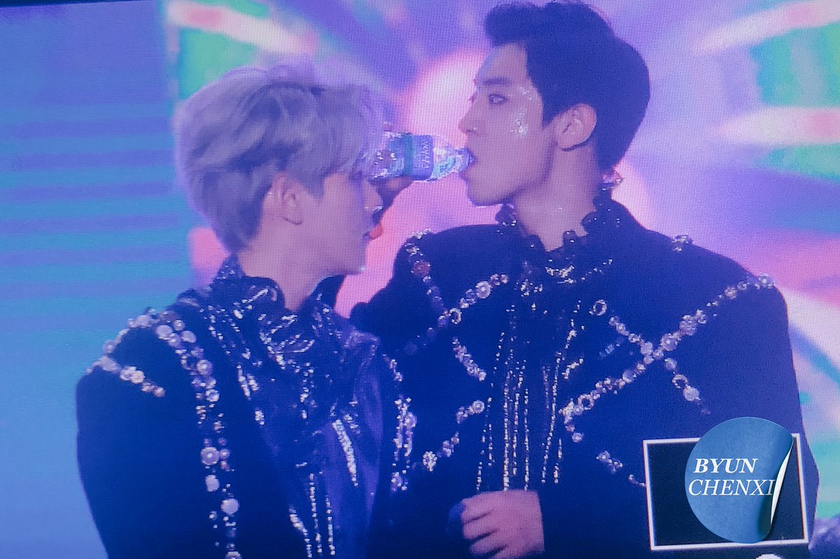 byuneqx_'s tweet image. รู้สึกชอบยังไงไม่รู้ เป็นรูปที่ไม่ต้องมีโมเม้นหวือหวา แค่อยู่ใกล้กันก็พอ❤