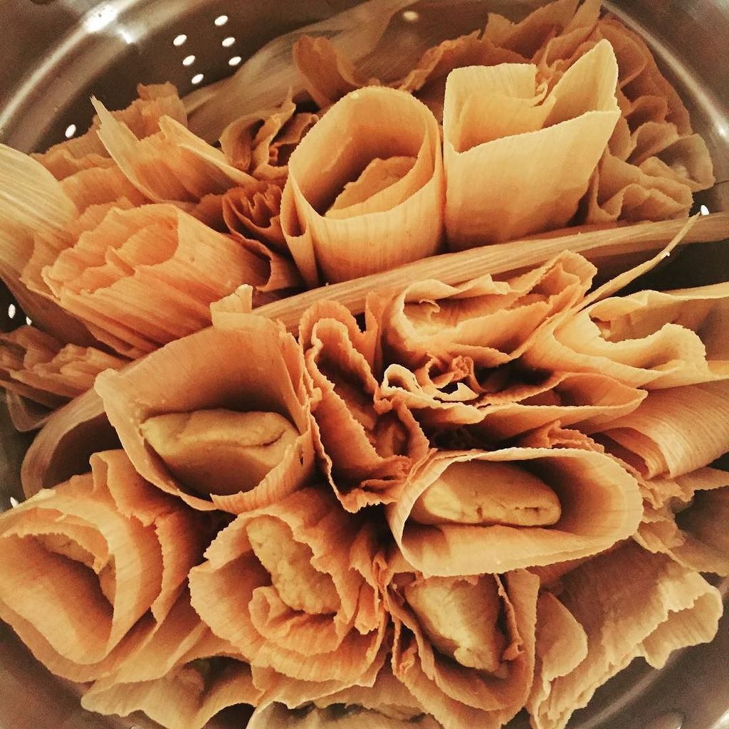 infinitetwist's tweet photo. Christmas tamales! https://t.co/xzv69UmU75 https://t.co/NOZCQWAm4H