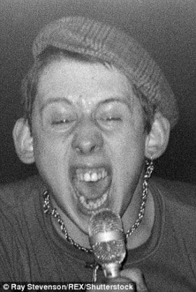          Shane MacGowan
(V & G of The Pogues)

Happy 60th Birthday!!!

25 Dec 1957

Celtic Punk Icon 