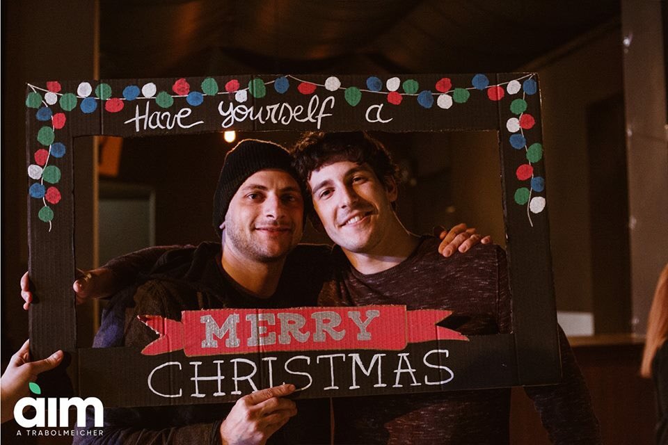 westmoormusic's tweet photo. Ussssh! Buon Natale! https://t.co/vnCf0GqFOL