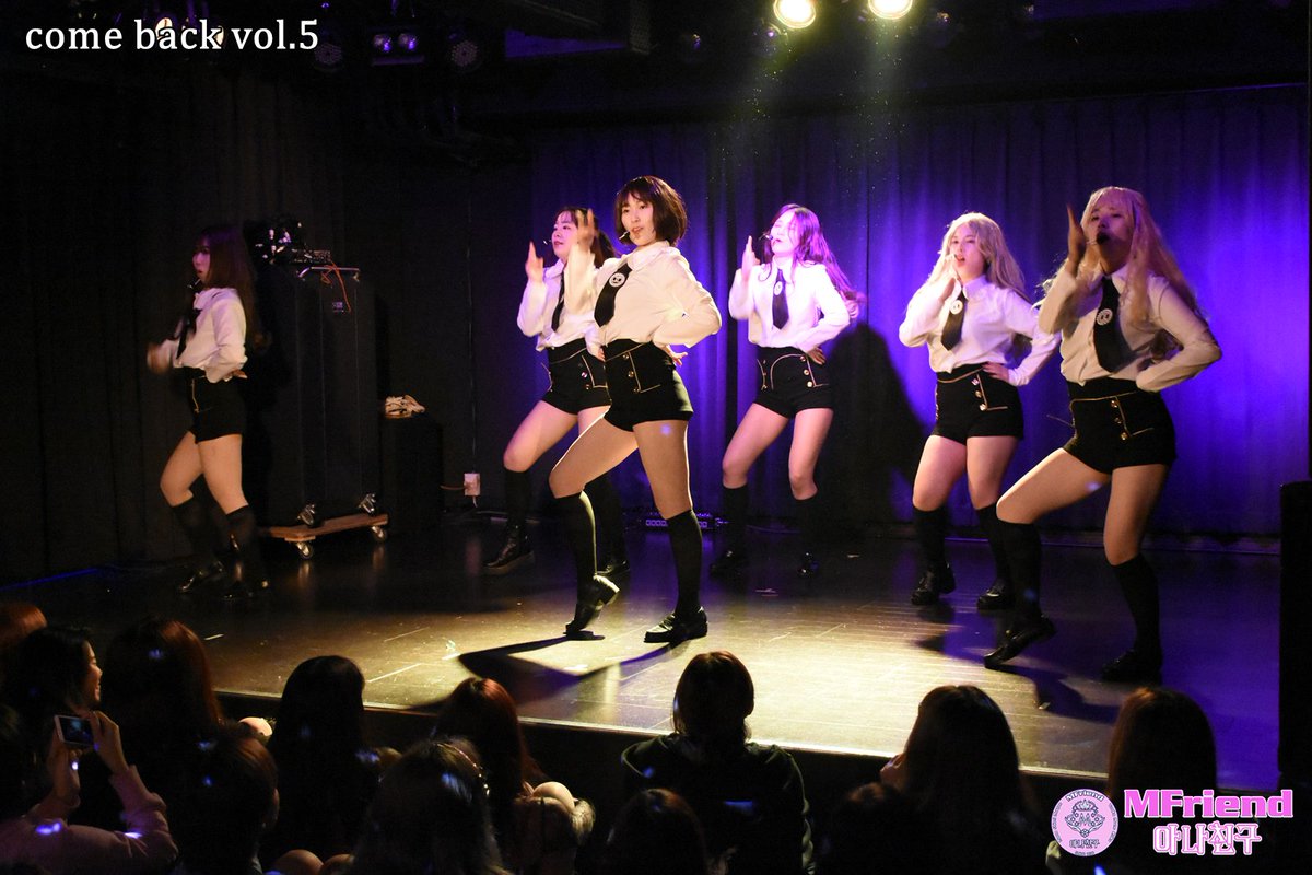 Ken3_PKCigP's tweet photo. MFRIENDさん Part2
当日になって衝撃の事実が発覚しまして…😱
#comeback5 #MFRIEND https://t.co/UkWp32p8WF