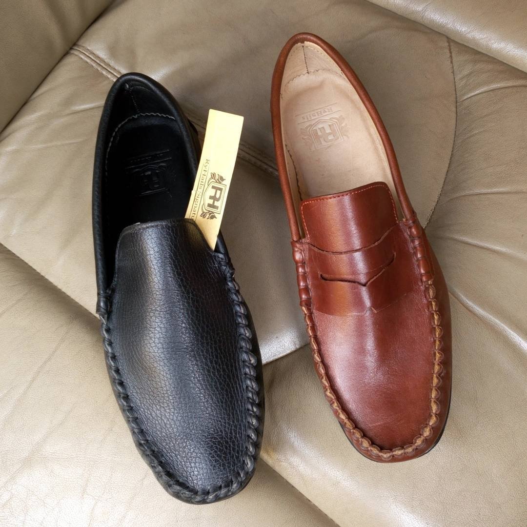 RyHails's tweet photo. Loafers. Drivers. #RyHails #MerryChristmas 

#Patterned #Sneakers #ShoesLover #Quality #Apparels #Customized #King #Queen #Bespoke #Brogues #Fringed #Casual #Unique #Style #Designs #Model #Craft #Simplicity #HandmadeClassics #ClassyMen #ClassyLadies #Shoes #WhatsApp:08140321869 https://t.co/WlbVcvUvjx