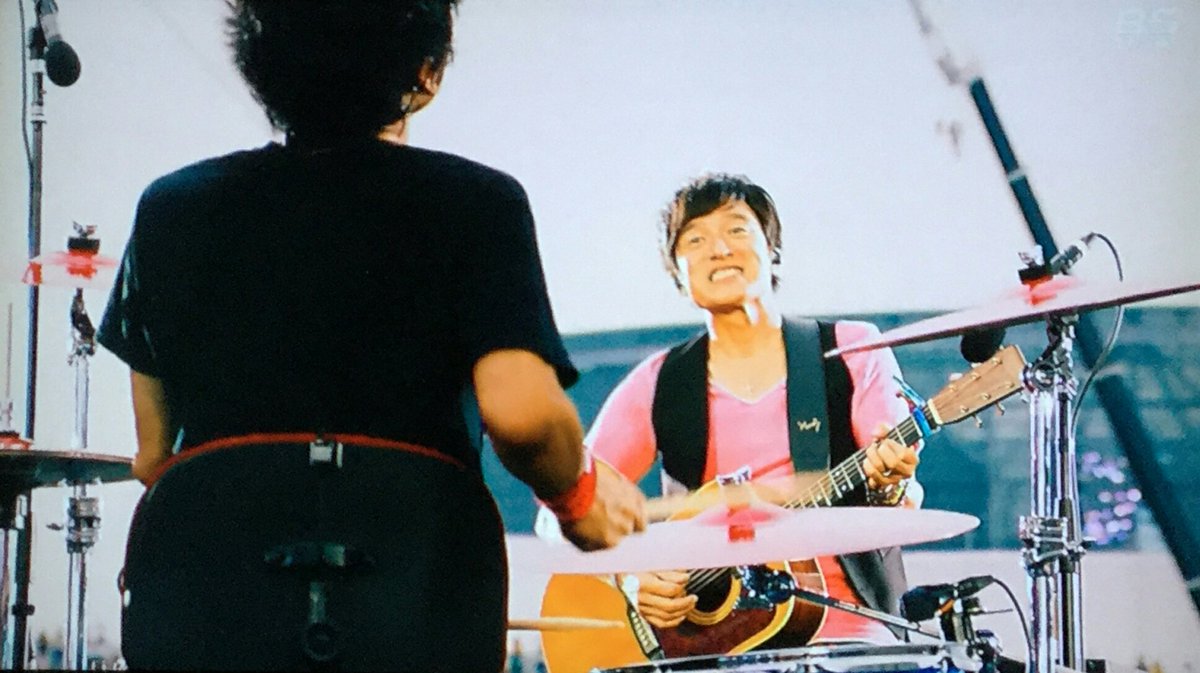遠藤にしか出せない特別な音 Sur Twitter 鈴木英哉から見た桜井和寿と 桜井和寿から見た鈴木英哉と 遠藤にしか出せない特別な音 Sur Twitter 鈴木英哉から見た桜井和寿と 桜井和寿から見た鈴木英哉と