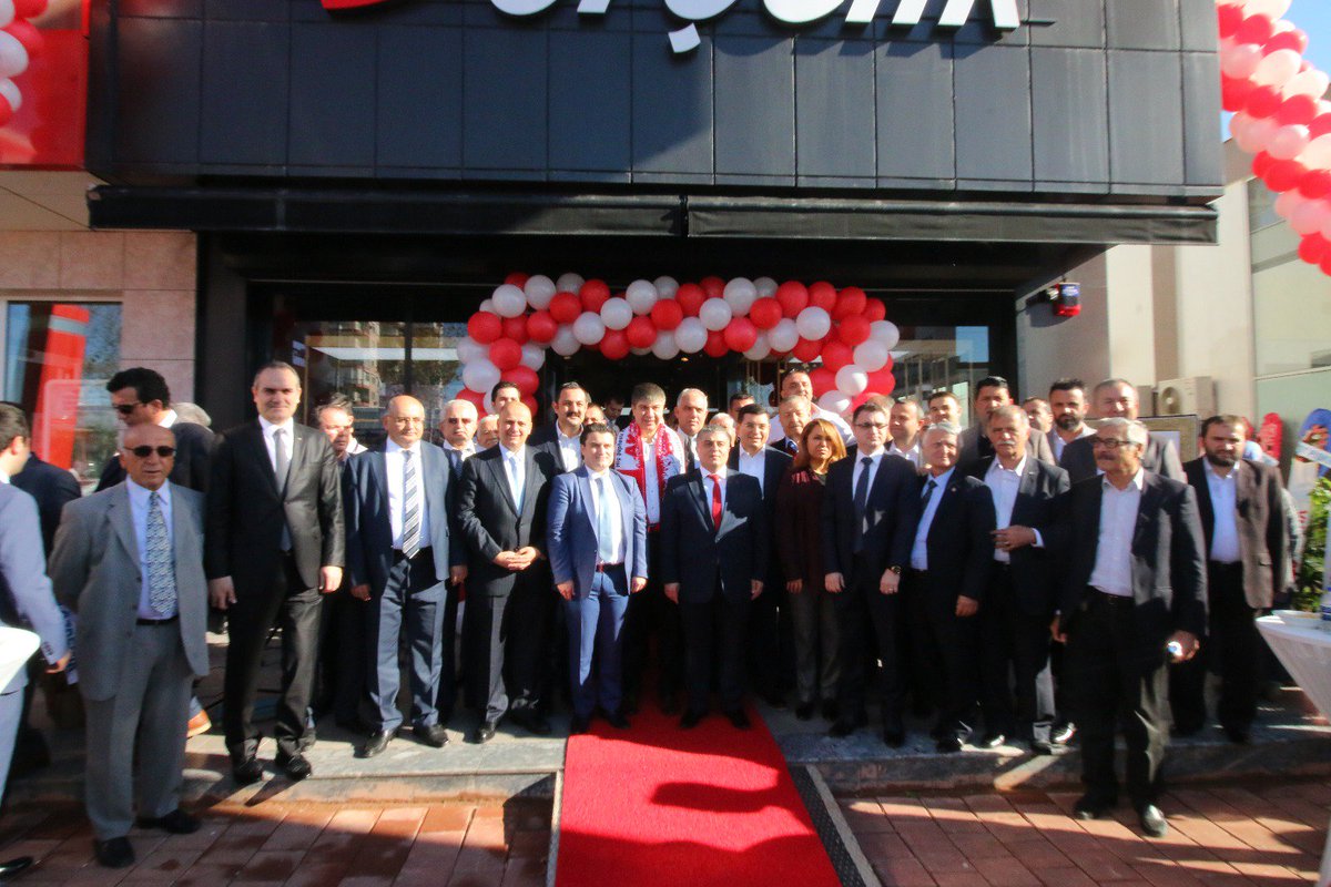 Gündoğdu Grup'un Kepez Süleman Demirel bulvarındaki yeni beyaz eşya mağazasının açılışını gerçekleştirdik. Hayırlı kazançlar diledik...

<a href="/gokcenenc07/">Gökcen Özdoğan Enç</a> <a href="/menderesturel/">Menderes Türel</a>