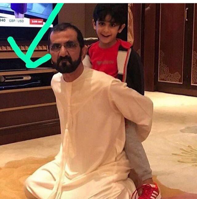 T5drIvOJgRLivO2's tweet photo. يمنعونه من شعوبهم ويتفرجون عليه )( قويه جداً جداً جداً https://t.co/TRy75bhwVz