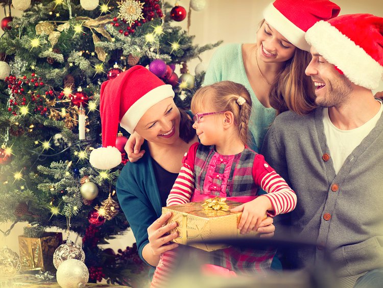 loganchiro's tweet photo. Merry Christmas from Logan Chiropractic Center! https://t.co/2hVJUECI9S