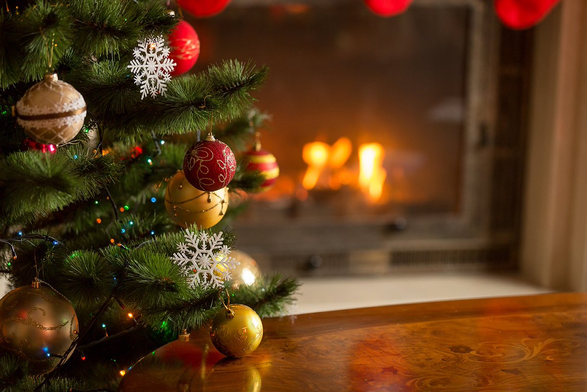 drdavidjking's tweet photo. Wishing you and yours a very Merry Christmas! #merrychristmas #drking https://t.co/l3BC6s37Rt