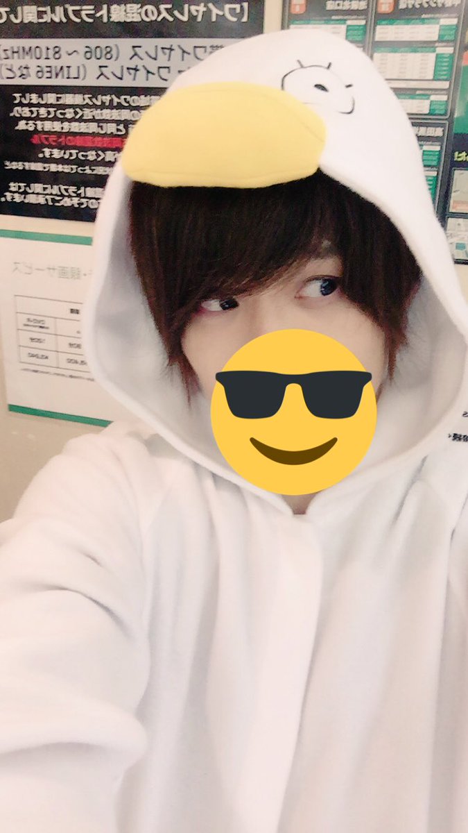 O Xrhsths すたんちゃん Cleenoah Sto Twitter パリクリ無事に終わりました めっちゃ自由で楽しいクリスマスライブになりました 来てくれた方 本当にありがとうございました 安定のぷすとのツーショット エリザベスの着ぐるみやで Wwwwwww 皆改めてメリー