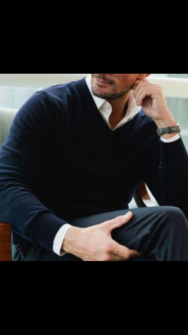 fashionhommemex's tweet photo. Muy Feliz Navidad para Todos!! Muy buen Inicio de Semana!! Tres #outfits para estas fiestas de fin de año con la familia y amigos!! #FelizLunes #happymonday #merrxmas #men #fashion #menfashion 👔👞🎩 https://t.co/0jB7ALfXee