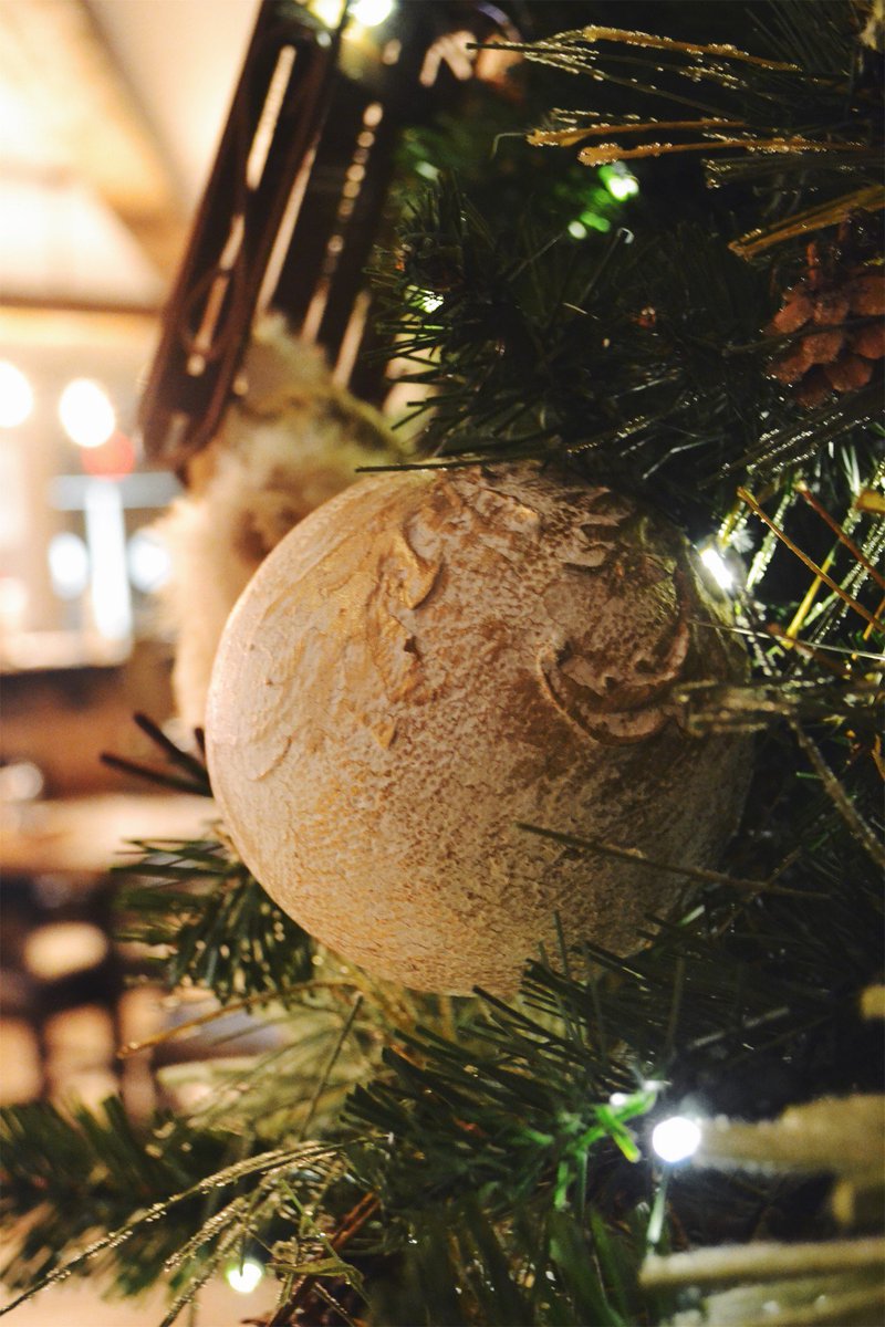 MHBethesda's tweet photo. Happy holidays from all of us Bethesda Marriott! https://t.co/u1AWBm4CZU