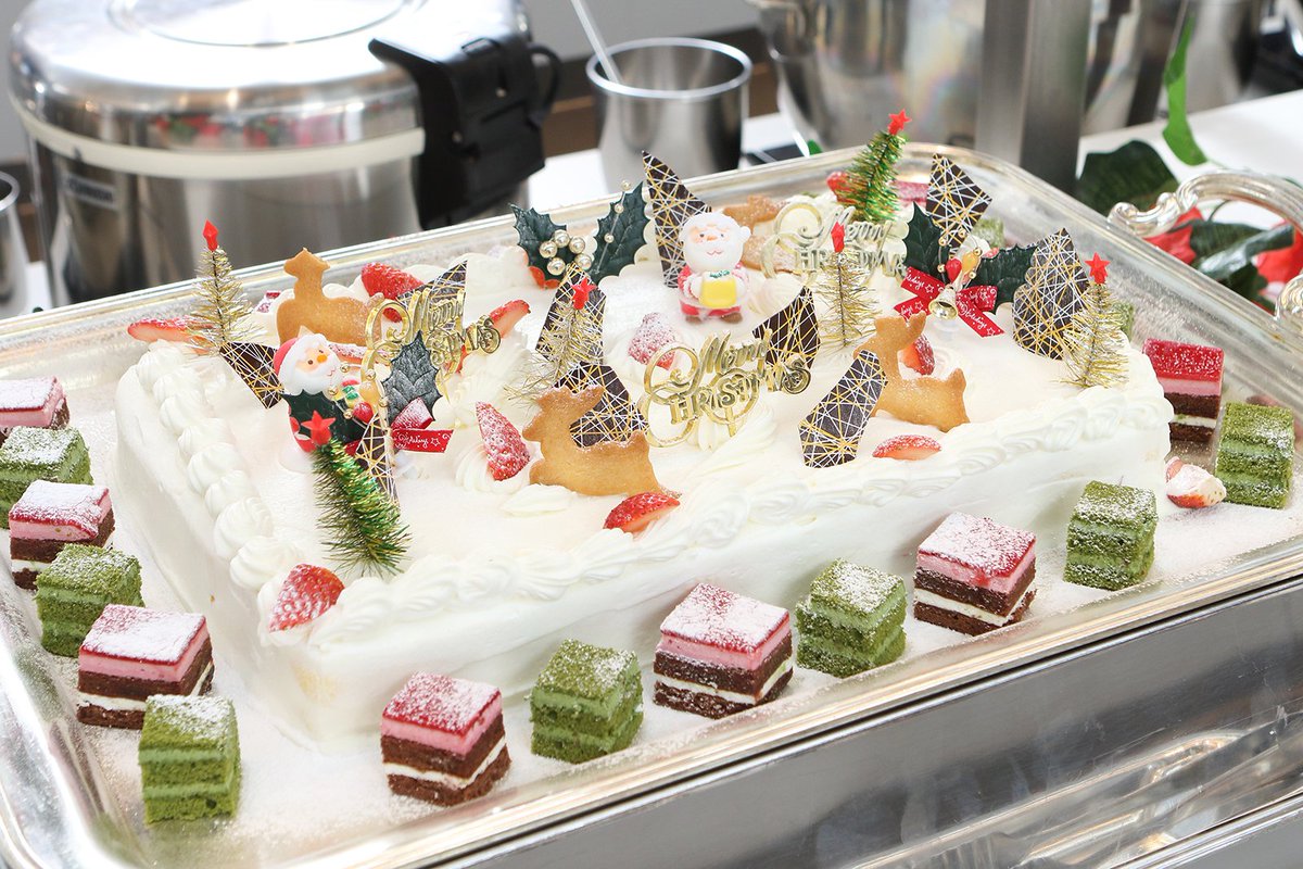 ばく ツイッターで話題になってた成田東武ホテルエアポートのオアシス行ってきた 本当にお客が少なかったｗ11 30のスタート時は自分だけ その後トータルで18組くらいは来てたけど30分くらいでさくっと帰ってしまう人たちも結構多かった 成田東武ホテル