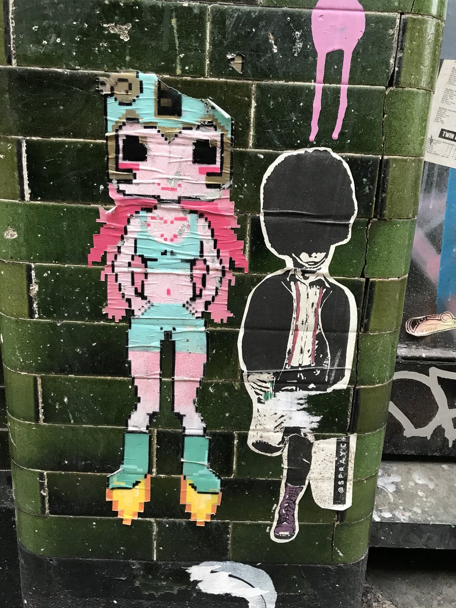 Poximity's tweet photo. Space Ranger Jane swipes left for Corporal Right
#streetart #urbanart #stencilart #graffiti #streetphotography #poximity @poximity #london https://t.co/pqojcSC6xy