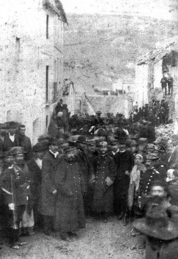 Y la visita de <a href="/AlfonsoXIIEsp/">Alfonso XII</a> a Alhama a traer socorro