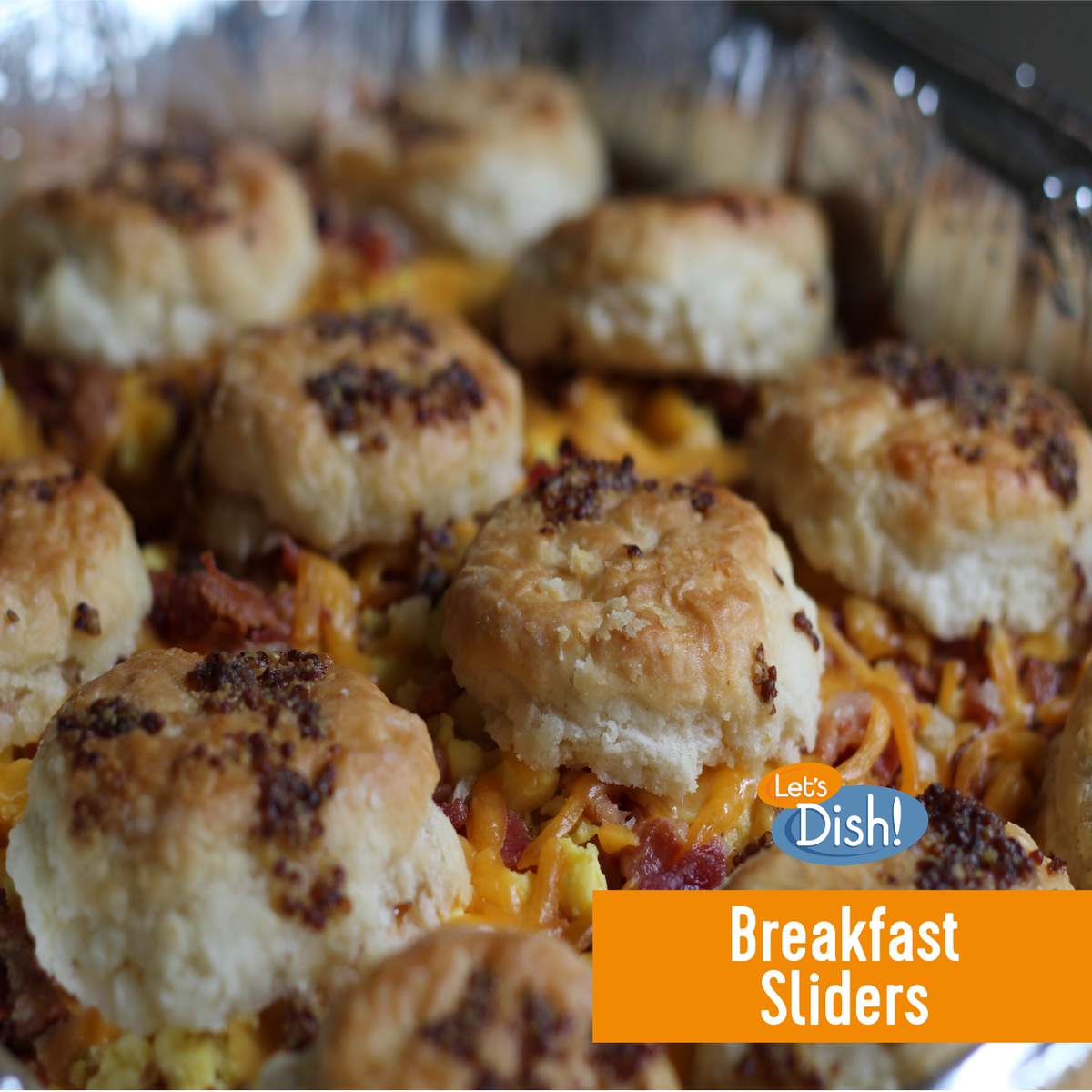 letsdishmn's tweet photo. This Christmas morning wake everyone up to the delicious smells of eggs, bacon, and buttery goodness with our Breakfast Biscuit Sliders. ‘Gotta fuel up before a long day of festivities! https://t.co/kajyXNapqM