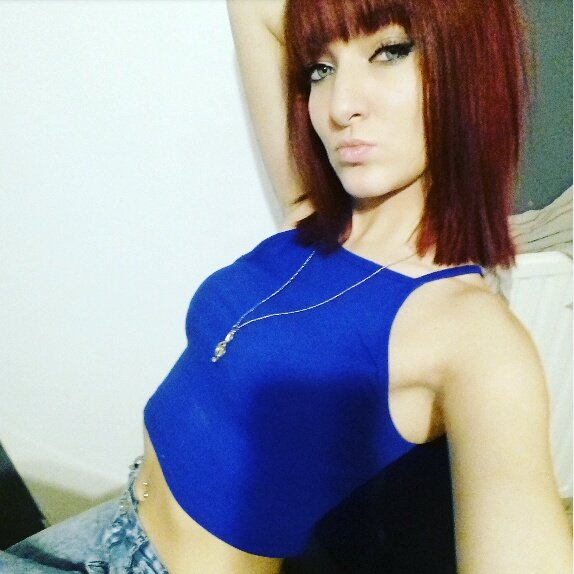 Angelik_62's tweet photo. Je vais tellement t'ignorer que tu vas plus te sentir existé. https://t.co/llXoFd87ea