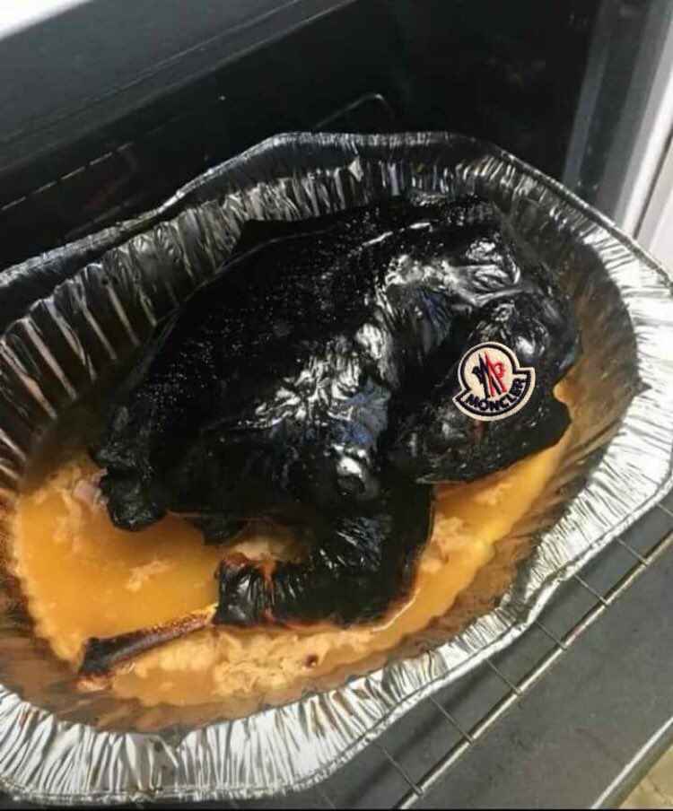 davskicross's tweet photo. Last time i buy a Turkey from Loughton https://t.co/Zv9dkohvs2