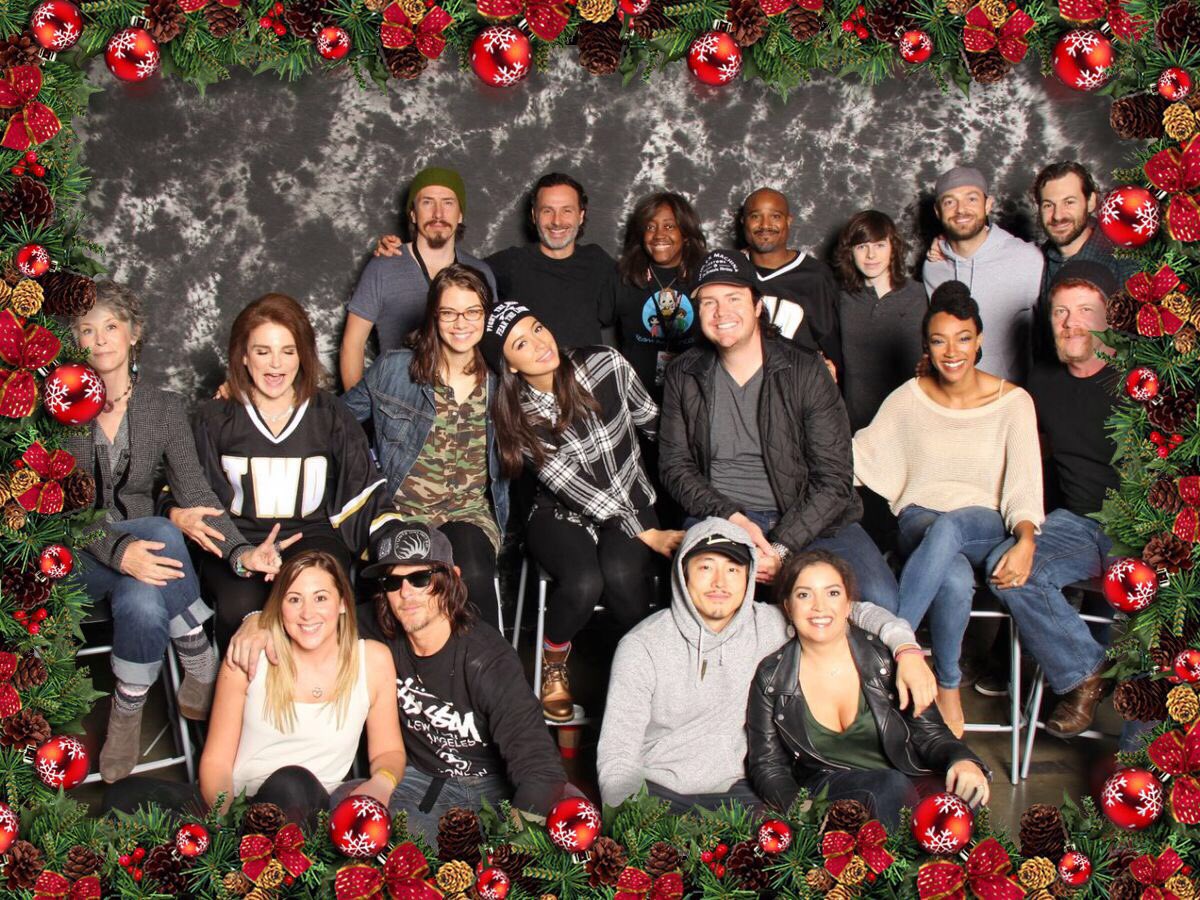 #MerryChristmas 🎄🎁🎅Big ❤️ #twdfamily  ##TheWalkingDead #AndrewLincoln #NormanReedus #StevenYeun #melissamcbride #MichaelCudlitz #LaurenCohan #SonequaMartinGreen #RossMarquand #JoshMcDermitt #ChandlerRiggs #SethGilliam #MichaelTraynor #TovahFeldshuh #Christianserratos #TWD