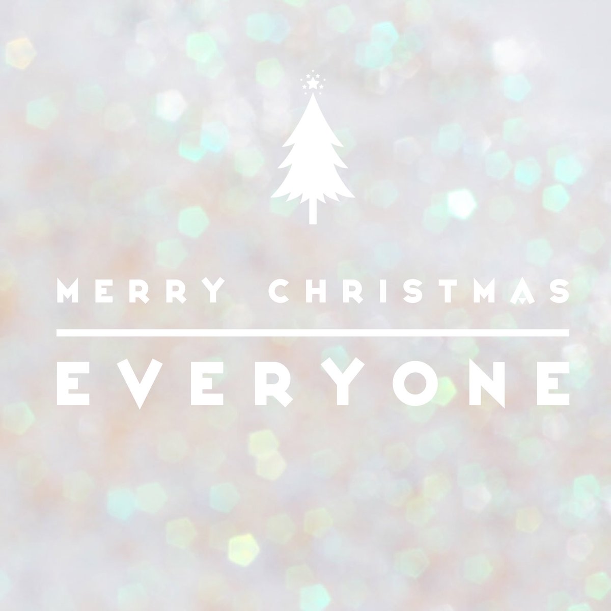 sparkleshinebow's tweet photo. From one household to everyone of our lovely  customers , wishing you all a massive merry Christmas and new year . This year has been amazing for us and we can't wait to carry it all on in the new year ❤️❤️❤️ thank you so much ❤️❤️❤️ https://t.co/x9Fi7wuMBK