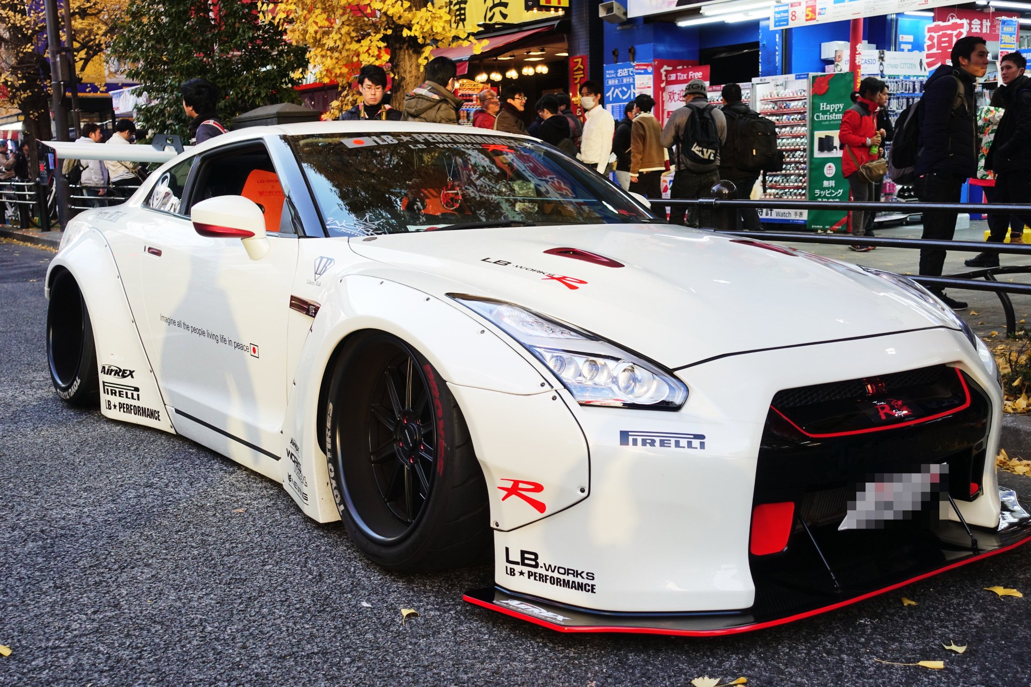 ユウ Rom専 Twitter પર 昨日撮らせて頂いたので Upします カスタムセンスの良さに惚れました こんな凄いカスタムカーを撮影出来るなんて幸せです Yuuroさん Omxfzb32ip3gqnf R35 Gtr リバティーウォーク Libertywalk T Co Xl2dfj1dug