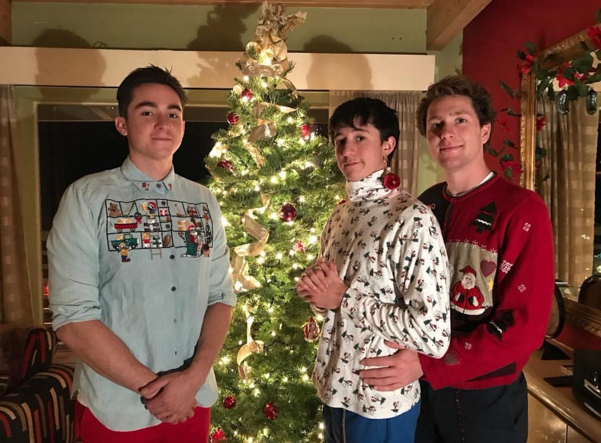 Merry Christmas and a very creaming New Year from Espresso 👅👅