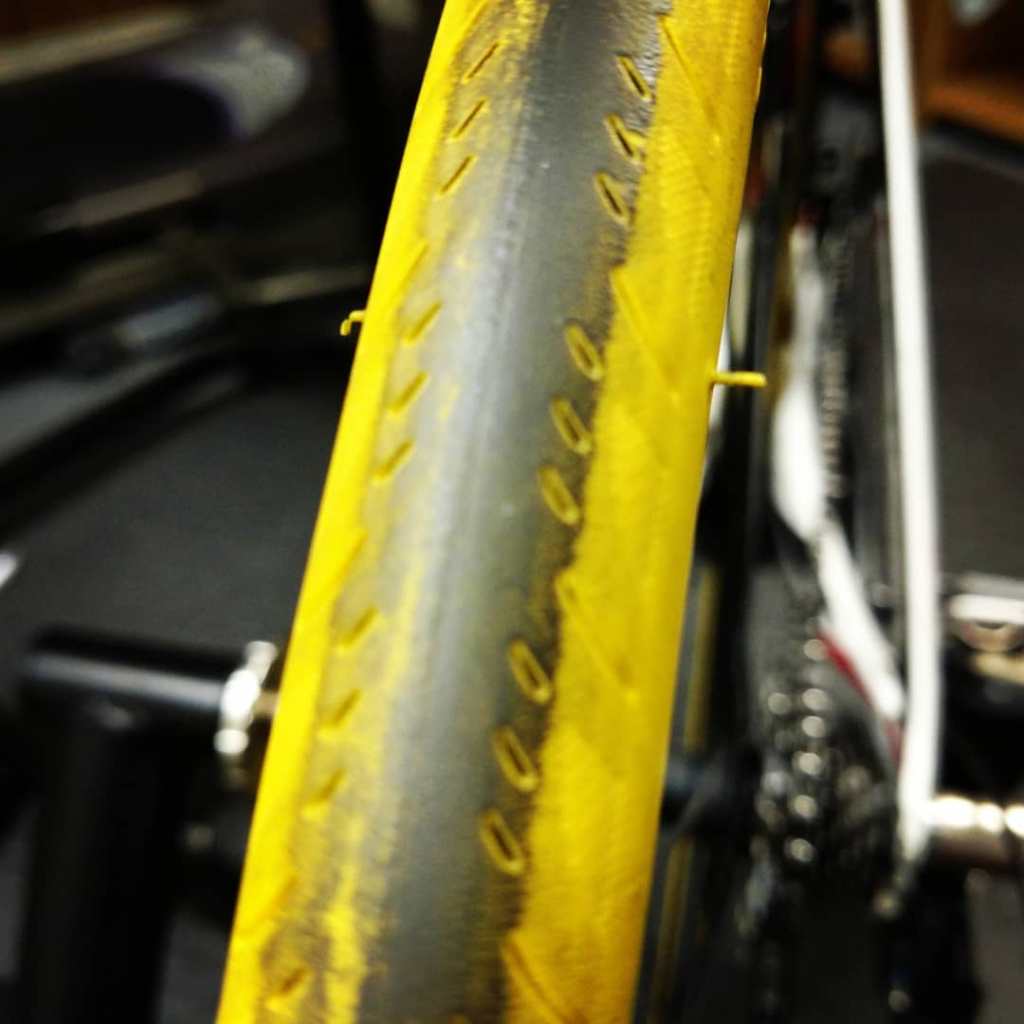 Astratech_org's tweet image. This #trainertire is getting a lot of #trainermiles this #winter in #paincave … astratech.org/this-trainerti…